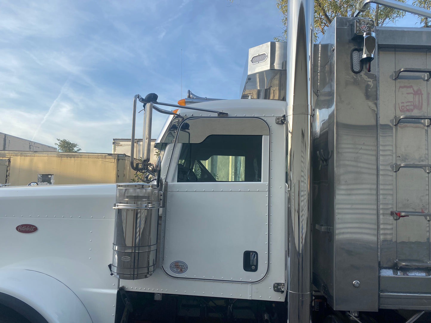 Diseño de escalón delantero Peterbilt Chop Top