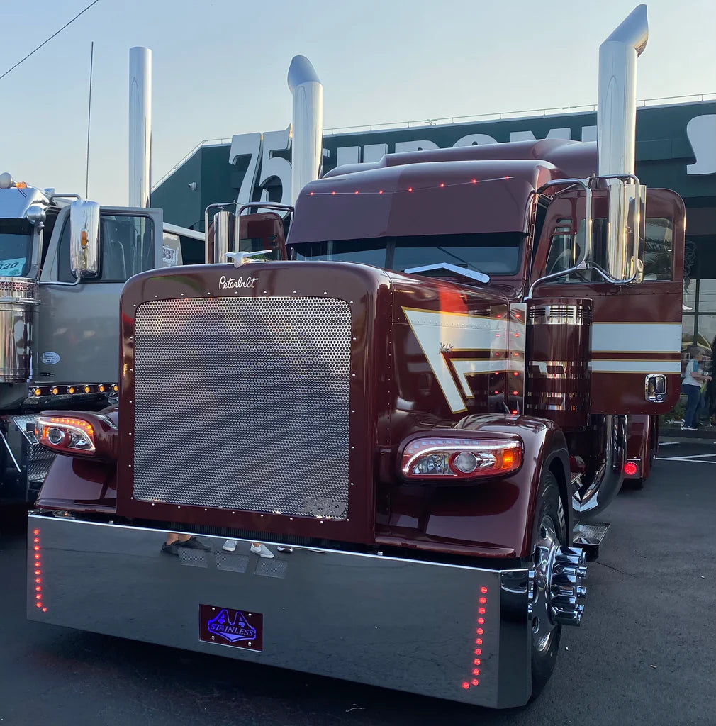 Visera Peterbilt Serie 300 de 15"x 12" con 8 luces LED de 3/4" en el borde