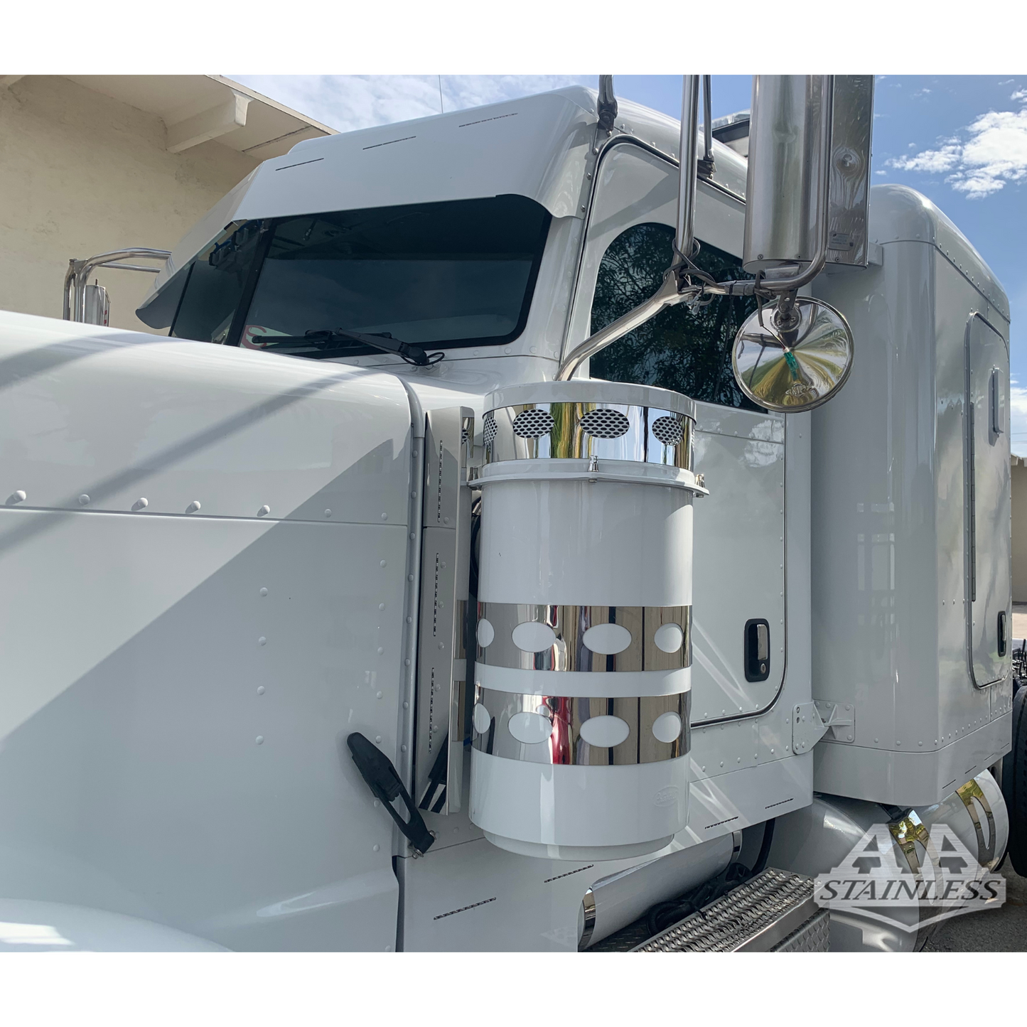 BARRA DE LUCES PARA FILTRO DE AIRE PETERBILT 3 LUCES OCULTAS - 1 LÍNEA DELANTERA