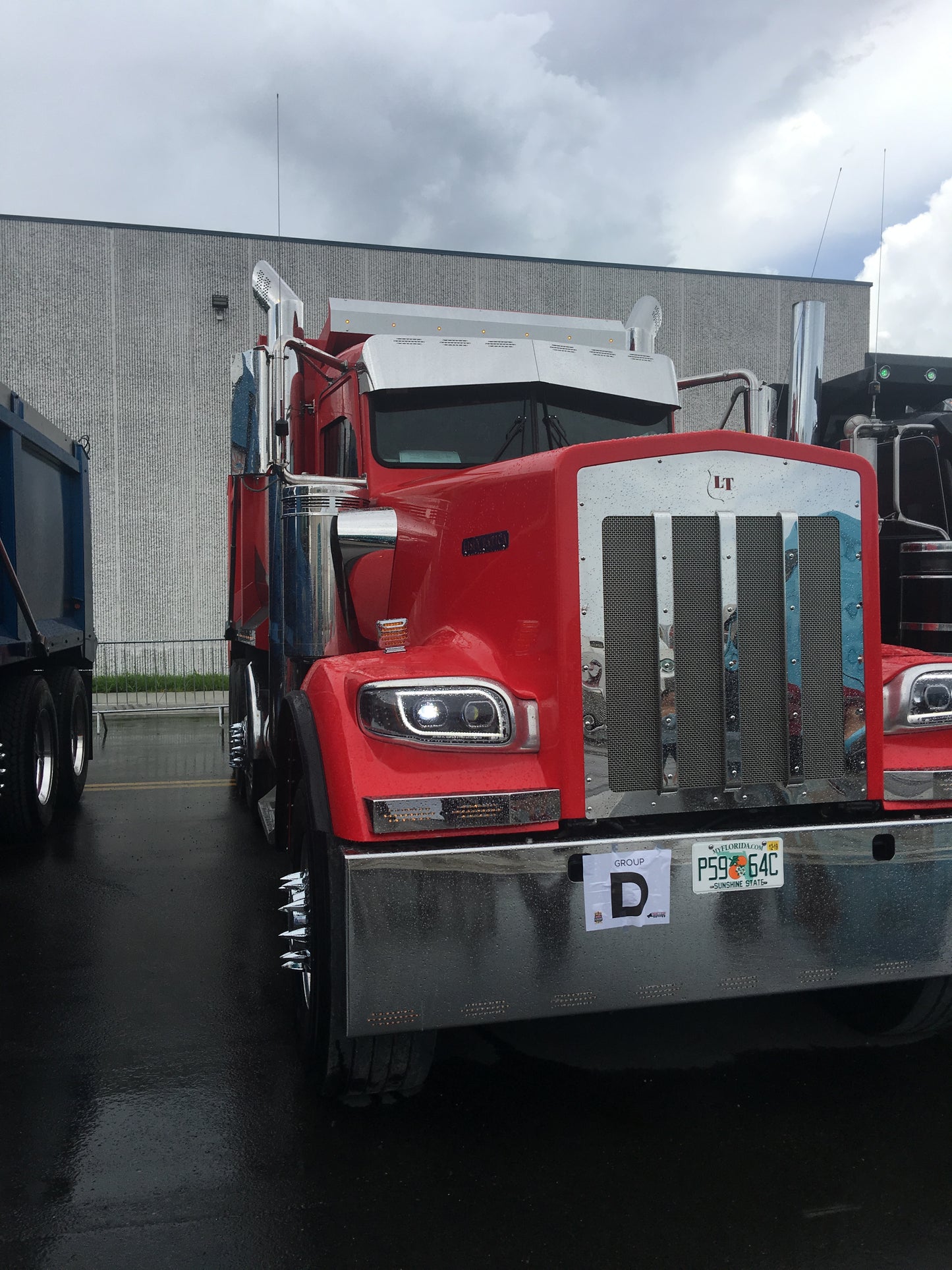 Parachoques Kenworth W900 "American Eagle" de 18" con 11 luces LED ocultas (3 líneas)