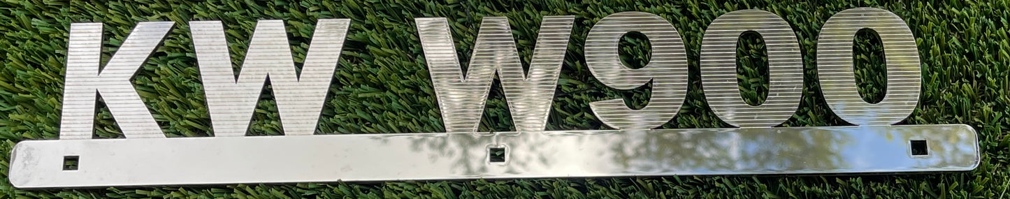 KENWORTH W900 LOGO LATERAL DE CAPÓ ACERO INOXIDABLE RESISTENTE - SE VENDE POR PAR