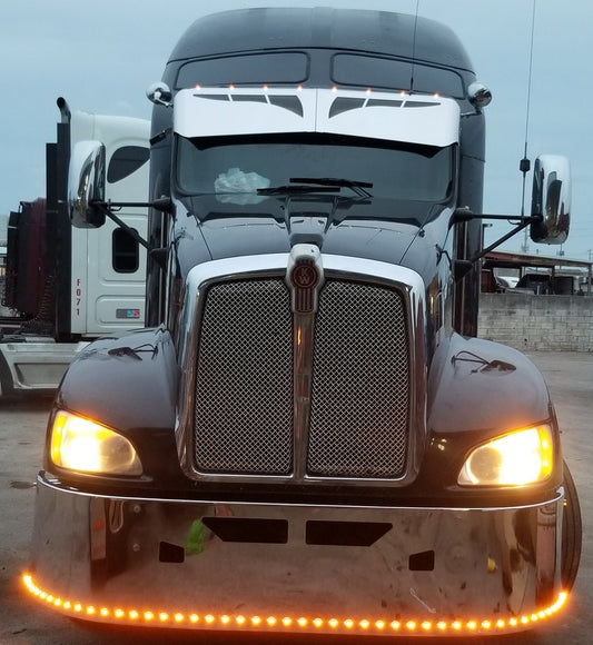 Visera Kenworth 14G Bowtie con cejas y LED de 8 3/4" en el borde