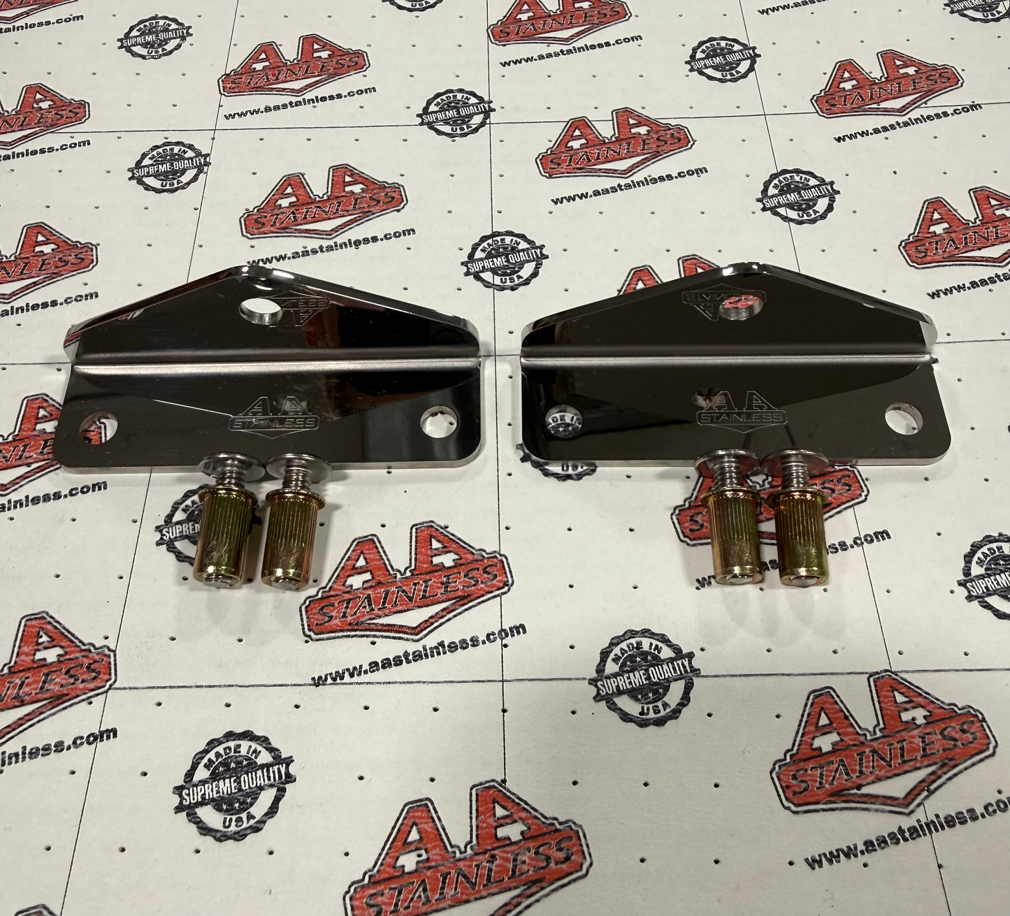 Kit de montaje para soporte de espejo Peterbilt (montaje en puerta)