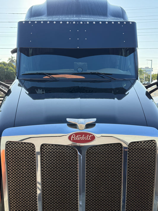 Visera recta de 21" para Peterbilt 579 con 16 luces LED de 3/4"