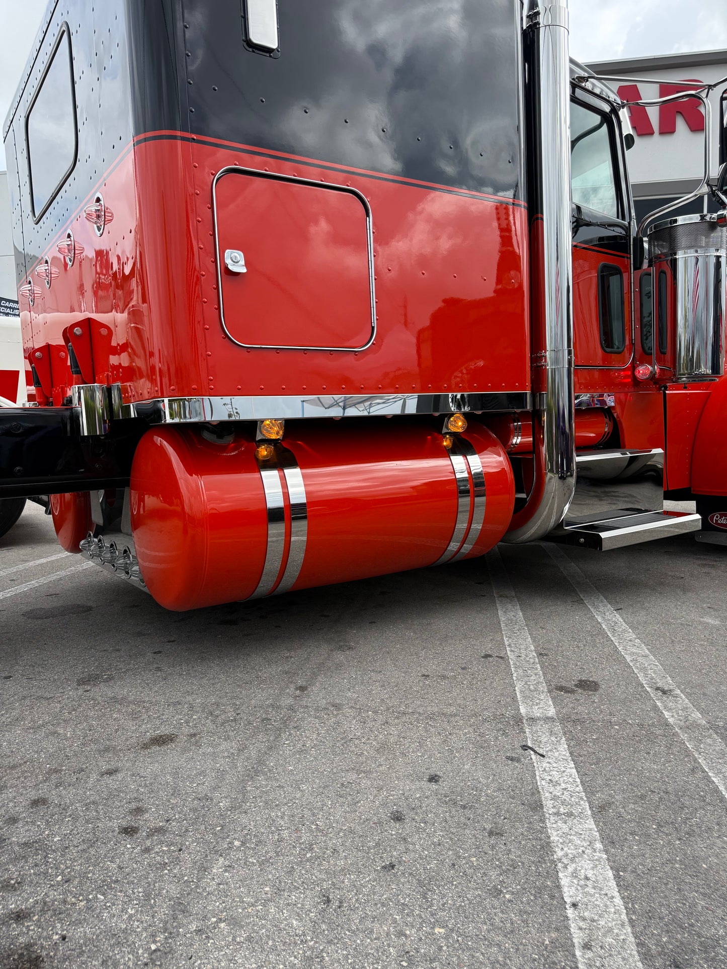 PETERBILT FUEL TANK STRAP 6" STRAIGHT DOUBLE STRAP DESIGN (4 PIECES)