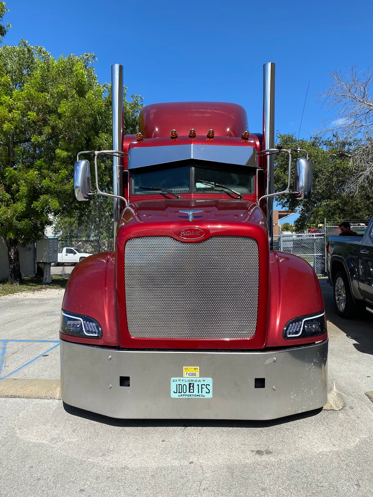 Rejilla de acero inoxidable perforada octagonal Peterbilt 386