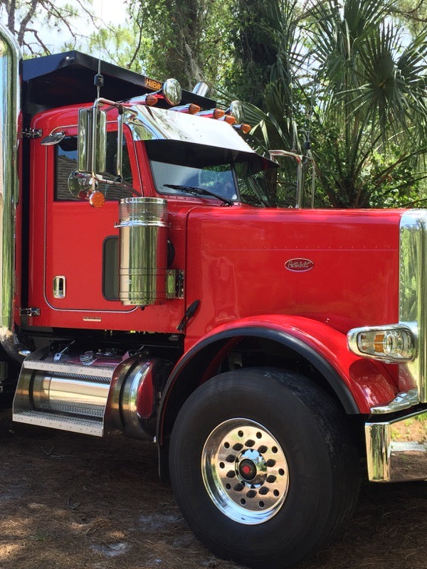 Visera recta de la serie Peterbilt 300 con acabado de espejo