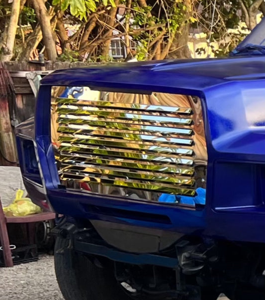 Parrilla de acero inoxidable con persiana para Ford F700 de 1994