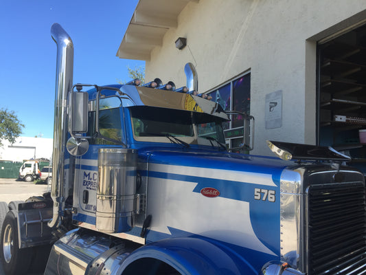 Visera recta de la serie Peterbilt 300 con acabado de espejo