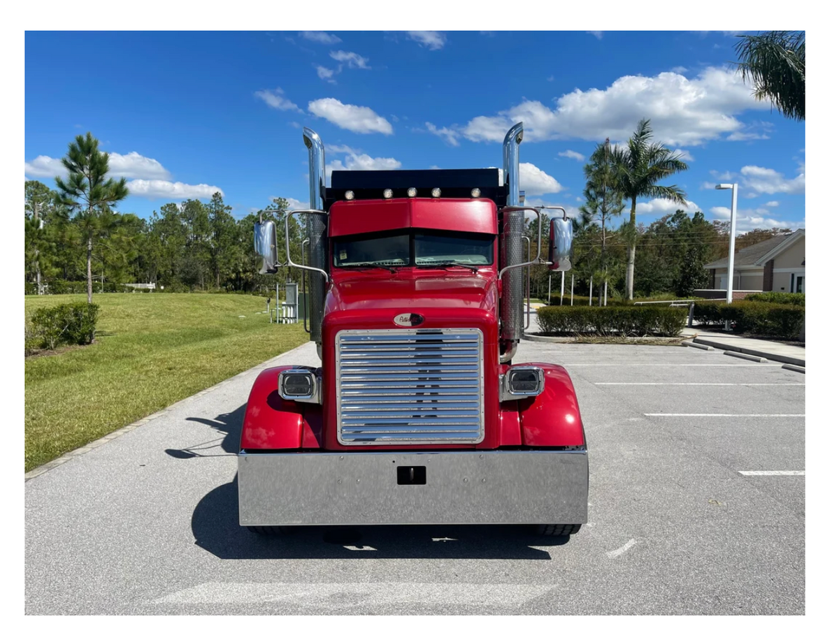 Peterbilt 300 Series 13.5" to 10" Plain Bowtie Drop Visor