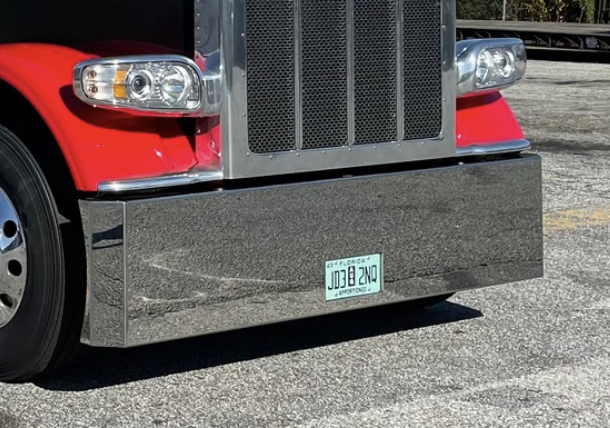 Peterbilt 20" Universal Plain Bumper w/ Tire Protector & Tag Box