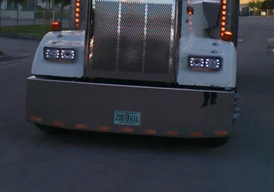 Defensa Kenworth de 20" x 18" con 11 LED ocultos (3 líneas)