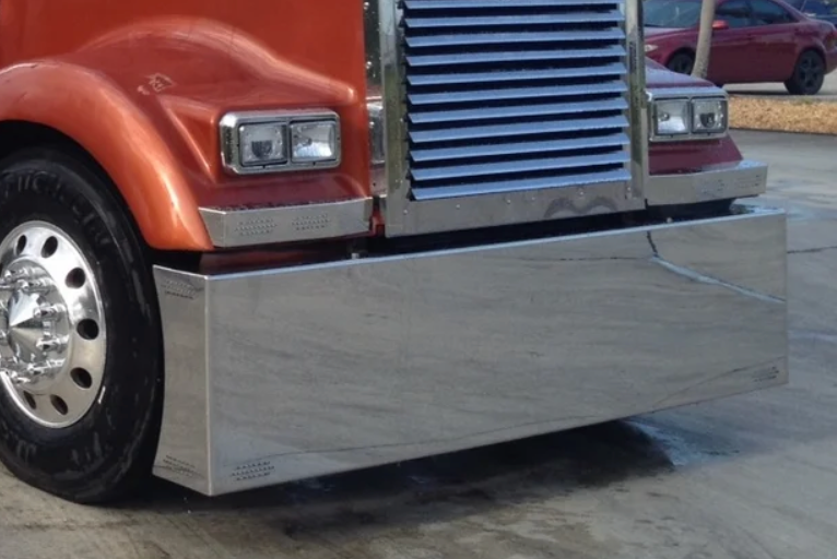 Kenworth W900 Bumper w/ 4 Hidden LED's (3 line)