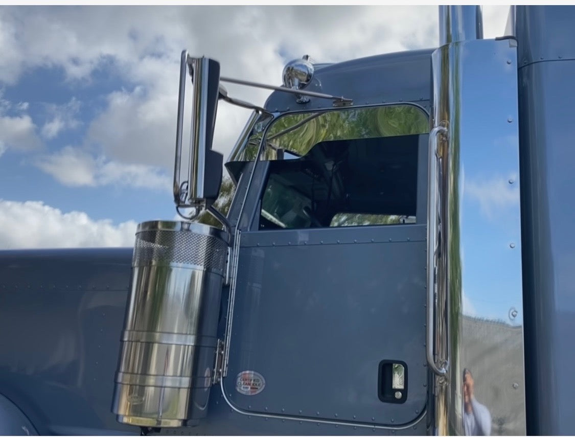 Visera de caída con diseño de pajarita lisa de 13.5" a 10" para Peterbilt serie 300