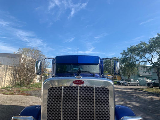 Visera recta para semirremolque Peterbilt serie 300 con 10 LED para parabrisas panorámico