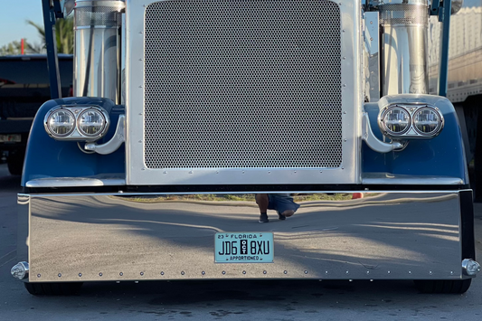 Parachoques Peterbilt 379 y 389 de 18" con 23 LED