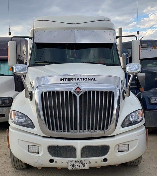 Visera recta International ProStar con LED de 3/4"