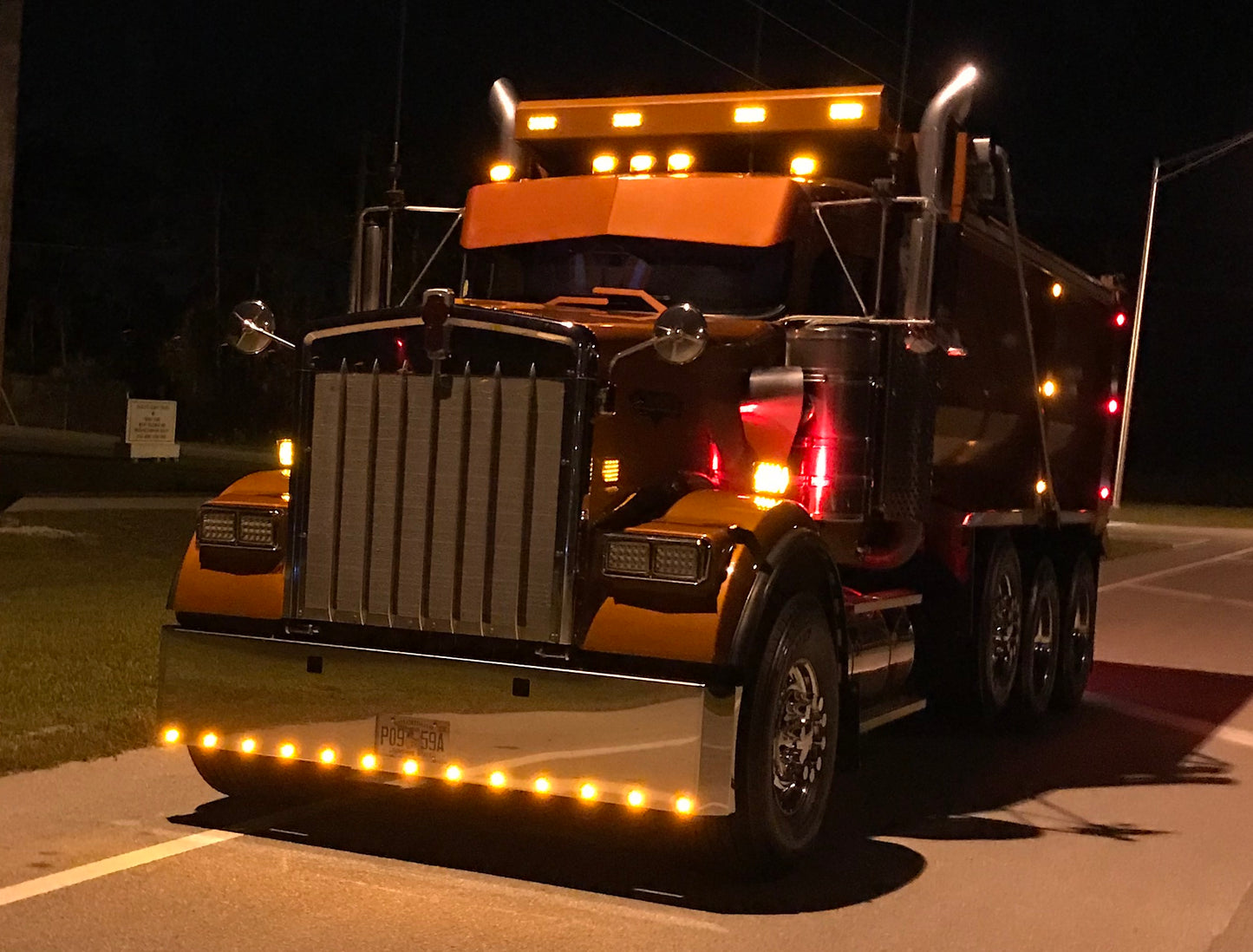 Parachoques Kenworth W900 de 18" con 13 LED