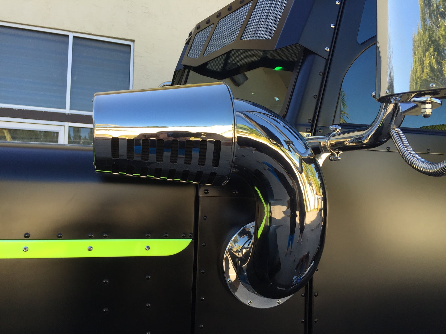 PELIGRO PETERBILT PERSONALIZADO