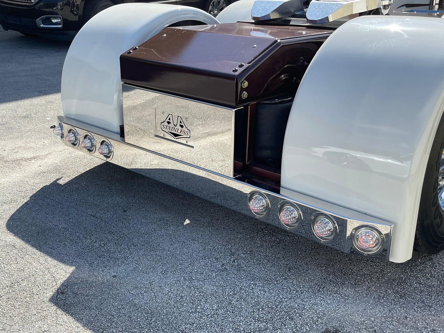 A&A DESIGN PETERBILT 379