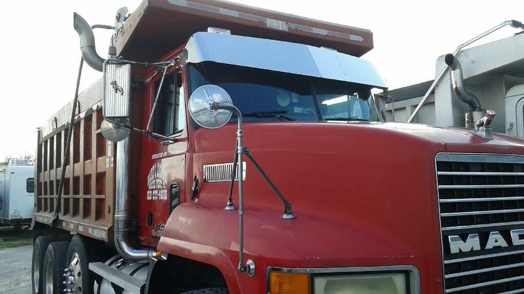 Mack CH600, CH613, Vision, Granite Visera Lisa en Forma de V de 14.5"