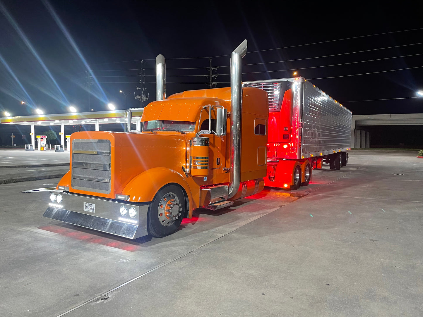 Visera estilo Miami para Peterbilt con 8 LED de 3/4"