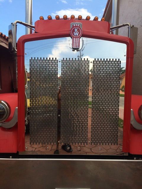 Parrilla de acero inoxidable diseño ladrillo para Kenworth W900L