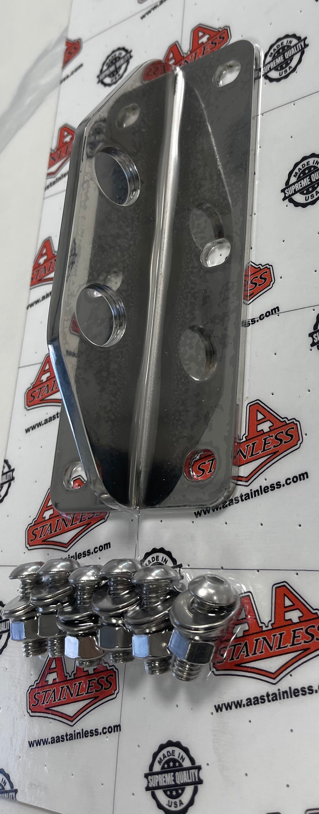 SOPORTE DE ESCAPE DE ACERO INOXIDABLE 6 AGUJEROS -CADA