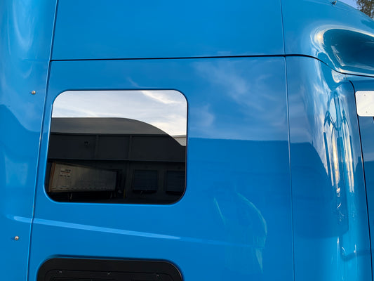 BORDE DE VENTANA DE DORMITORIO DE ACERO INOXIDABLE -INTERNATIONAL PROSTAR
