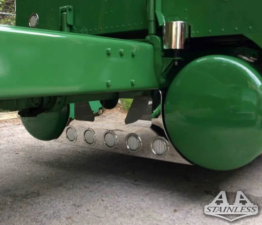 Panel de extensión del tanque de combustible con rejilla y 5 orificios para luces de 4"